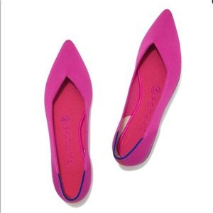 Rothys Retired Berry Pink Point Flats Sz 7.5